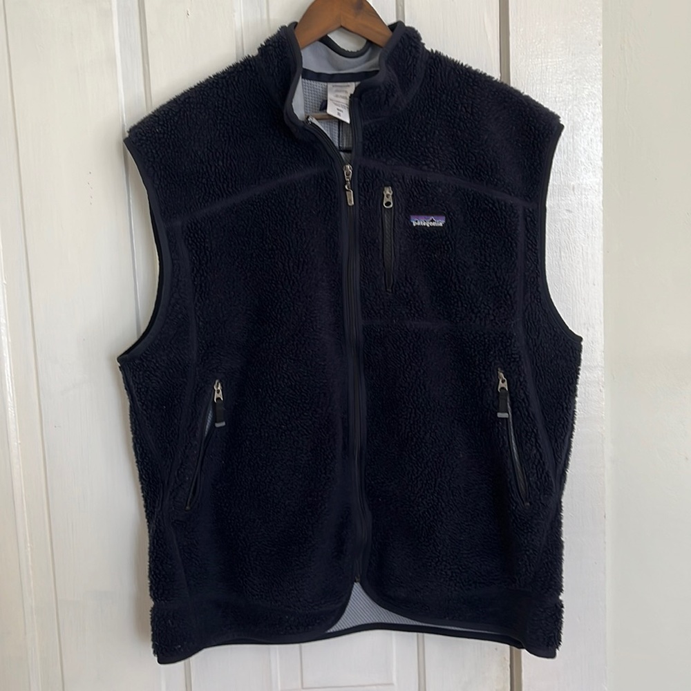 Patagonia Men’s Navy Retro Fleece Vest XL